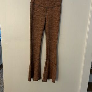 Free People Movement women’s orange/grey off the grid leggings. XS